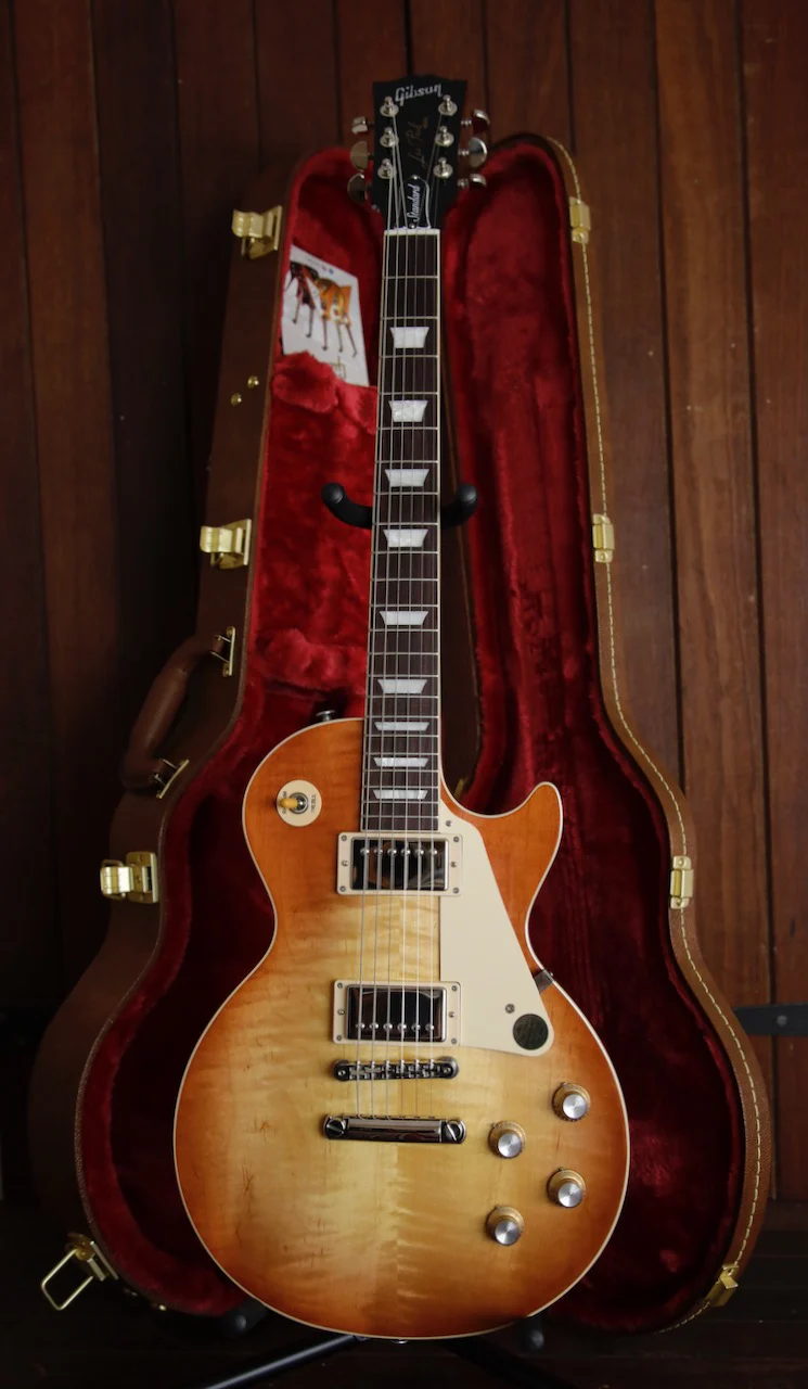 Gibson Les Paul Standard '60s Unburst Electric Guitar - Image 2