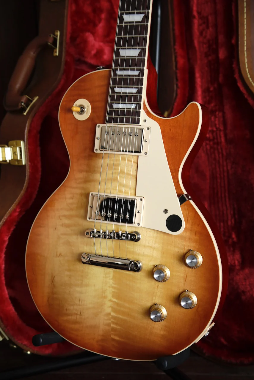Gibson Les Paul Standard '60s Unburst Electric Guitar - Image 7