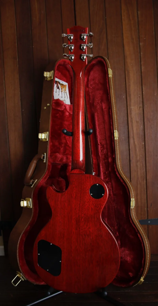 Gibson Les Paul Standard '60s Unburst Electric Guitar - Image 9