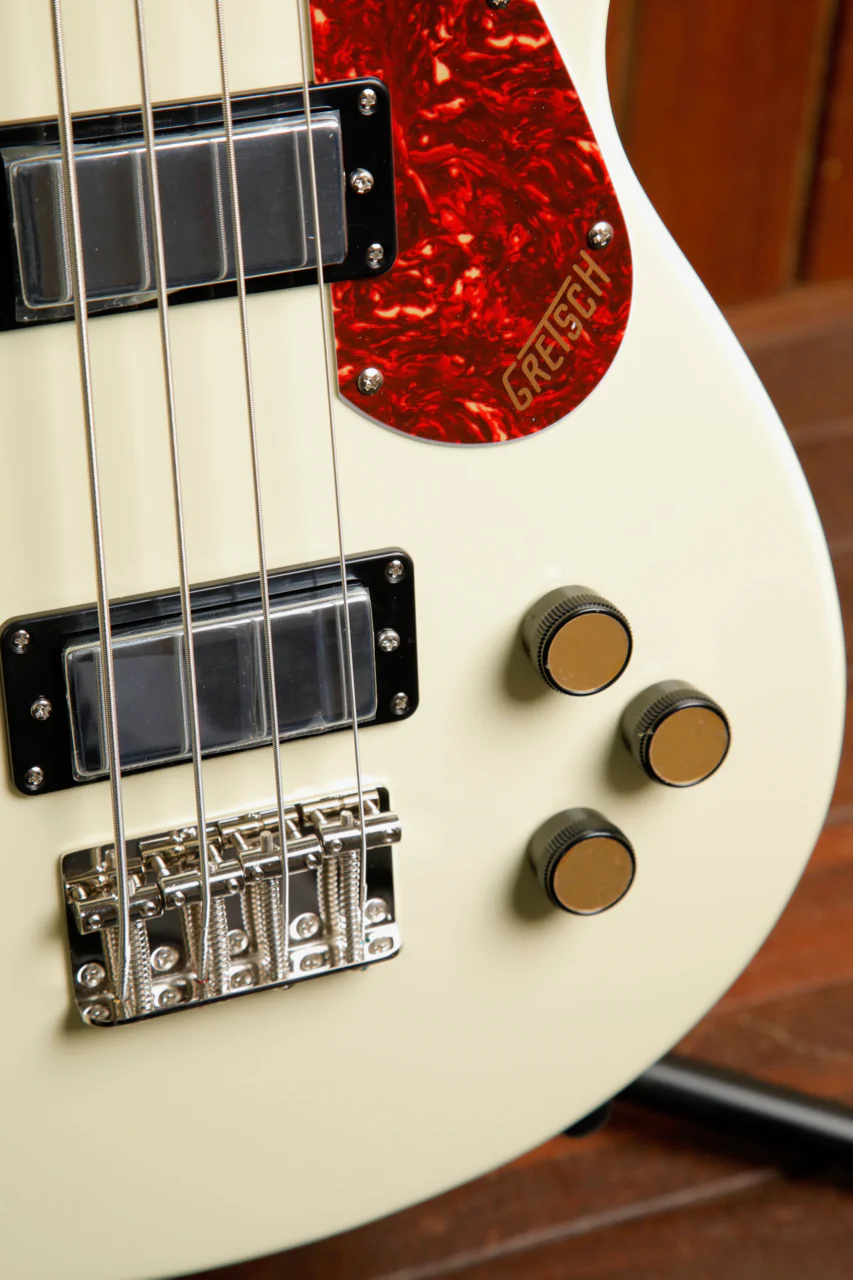 Gretsch Streamliner Jet Club Bass Single-Cut Vintage White - Image 7