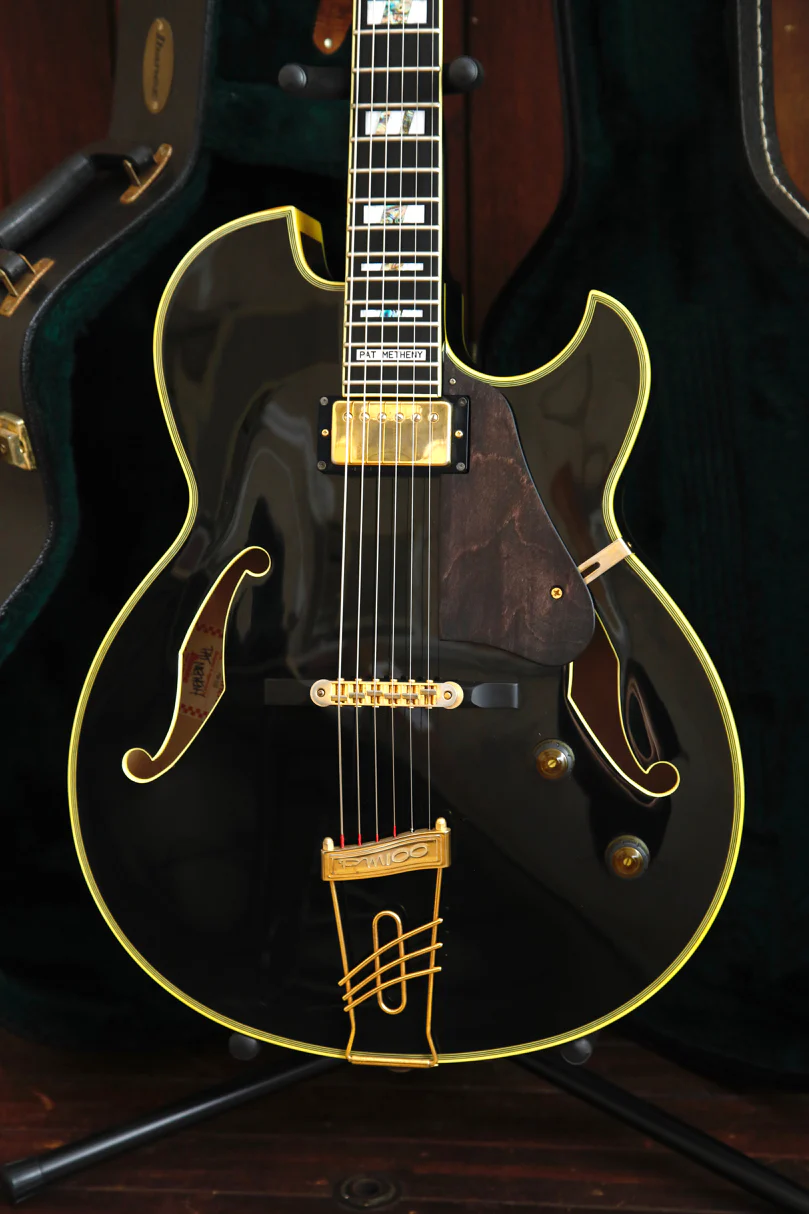Ibanez PM100 Pat Metheny Signature Hollowbody Electric Guitar 2001 Pre-Owned