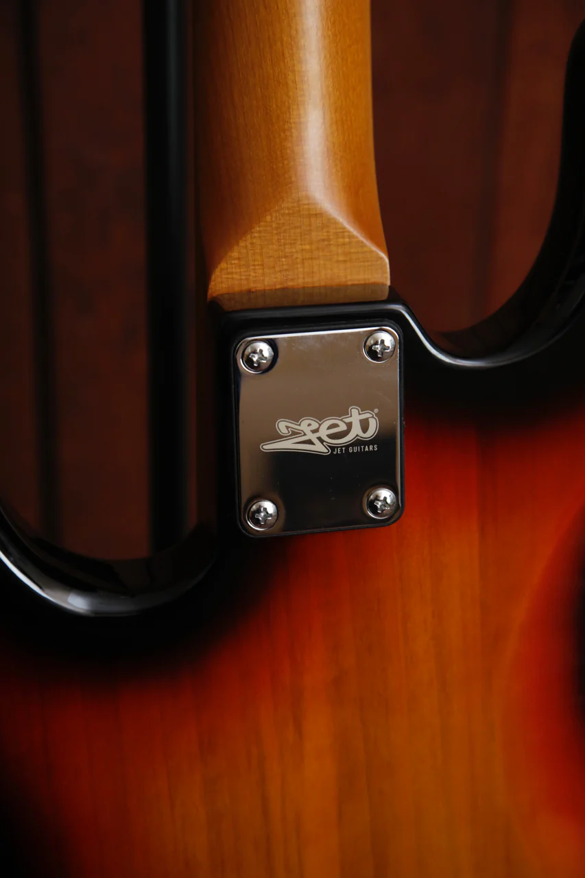 Jet Guitars JJB-300-SB Sunburst Bass Guitar - Image 10