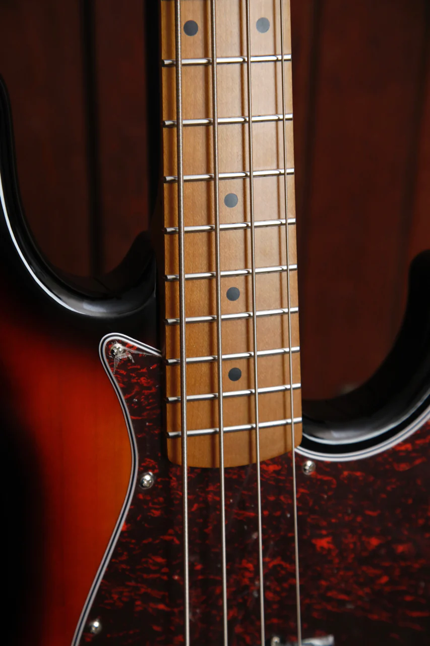 Jet Guitars JJB-300-SB Sunburst Bass Guitar - Image 5
