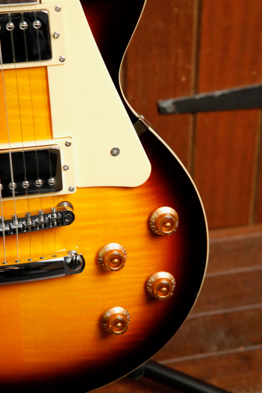 JET Guitars JL-500 Tobacco Burst Electric Guitar - Image 6