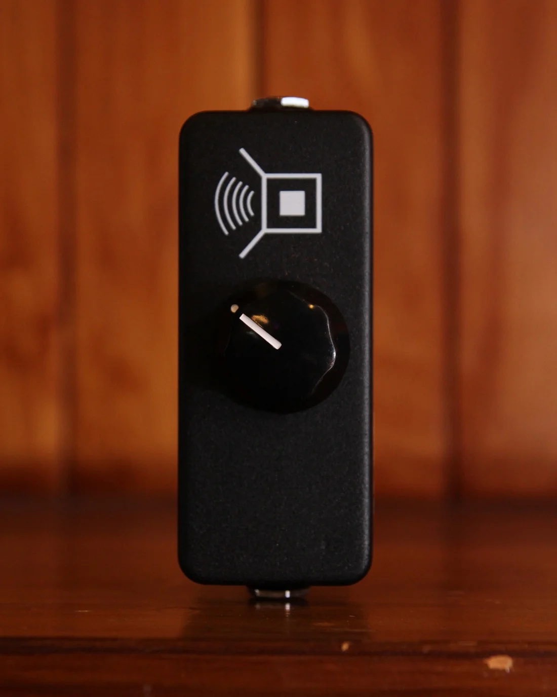 JHS Little Black Amp Box Pedal