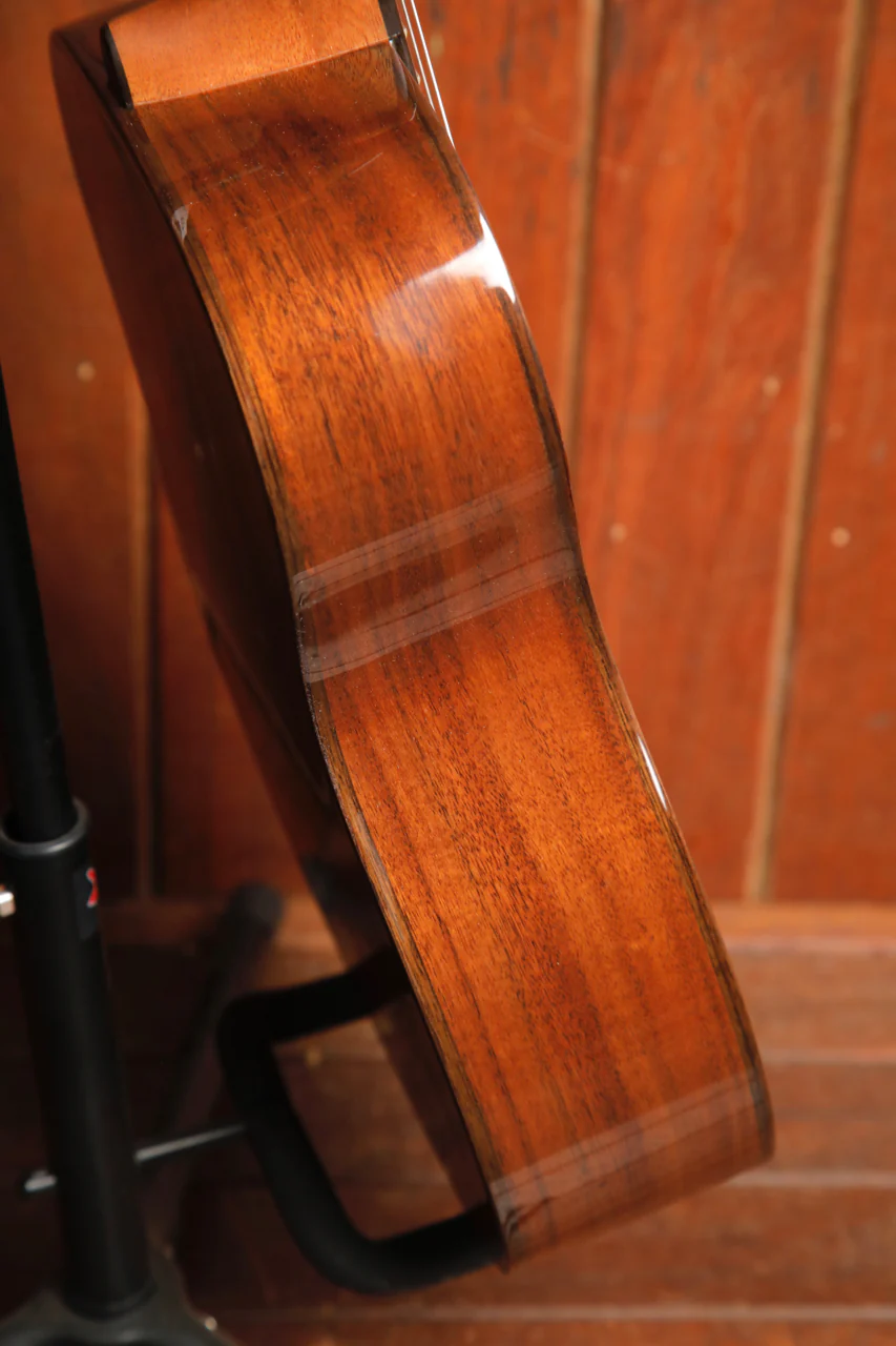 Kala KA-SCAC-B Solid Cedar Top Acacia Baritone Ukulele - Image 6