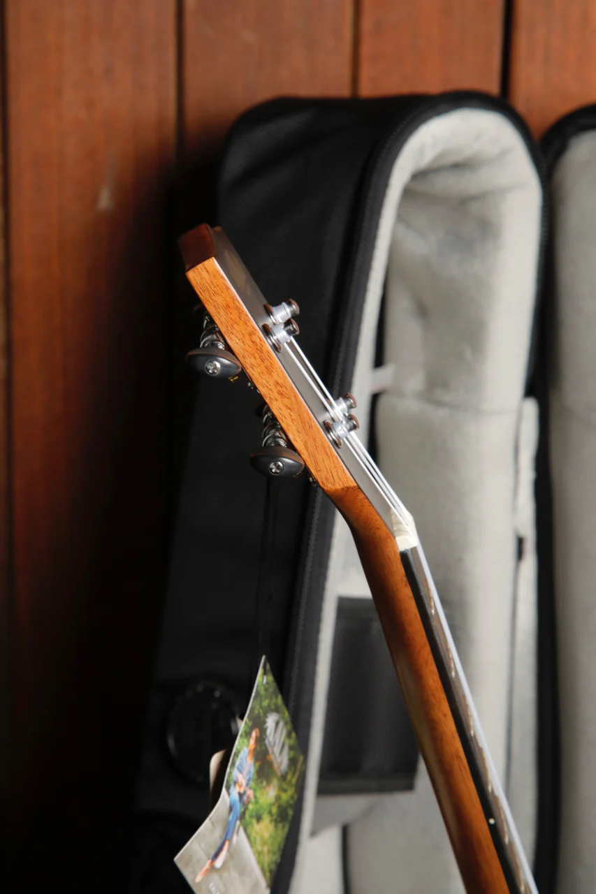 Kala KA-SSEBY-T Solid Spruce/Ebony Tenor Ukulele - Image 8