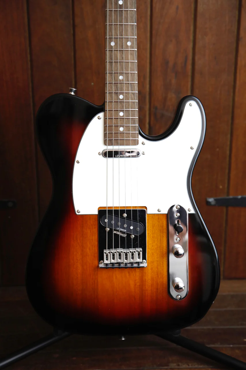 Levinson Sceptre Arlington Std Single Cutaway 3 Tone Sunburst Electric Guitar