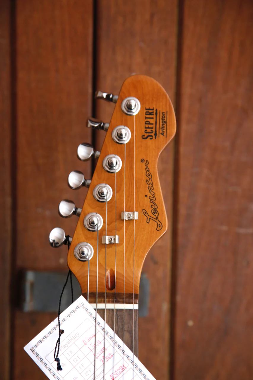 Levinson Sceptre Arlington Std Single Cutaway 3 Tone Sunburst Electric Guitar - Image 3