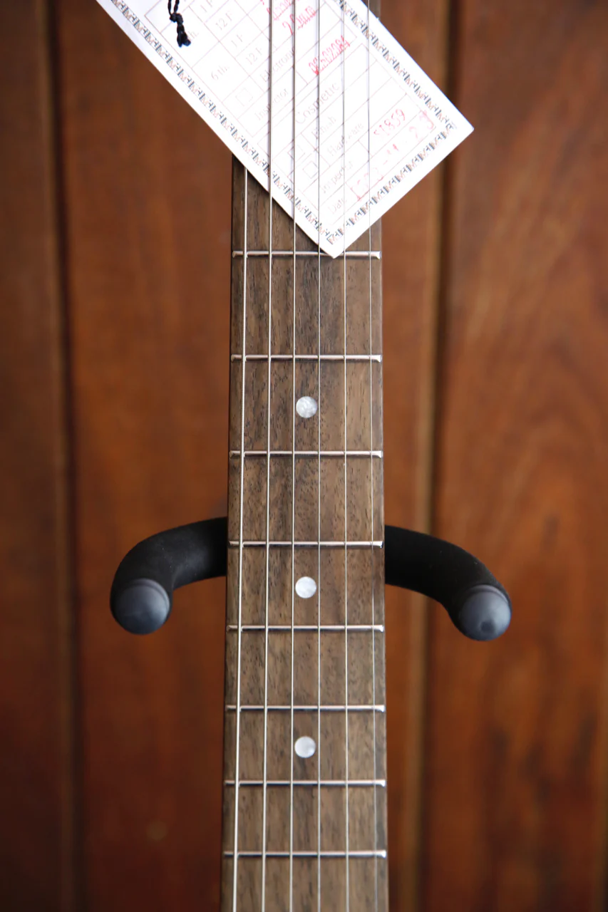 Levinson Sceptre Arlington Std Single Cutaway 3 Tone Sunburst Electric Guitar - Image 4