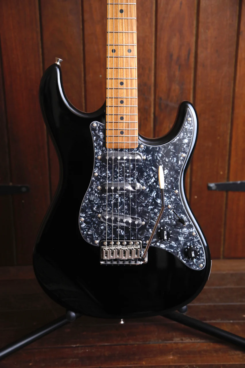 Levinson Sceptre Ventana Std Double Cutaway Black Electric Guitar