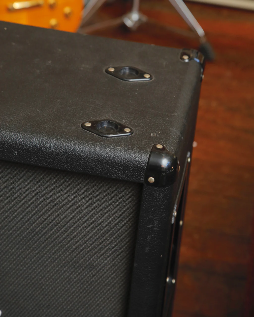Marshall MG412A 120-Watt 4x12" Angled Guitar Speaker Cabinet Pre-Owned - Image 3