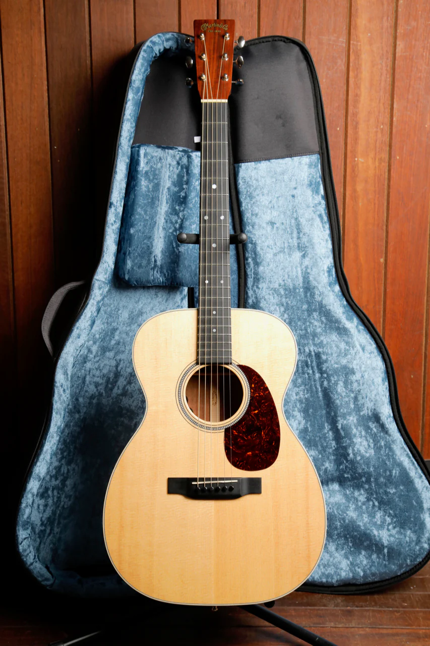 Martin 00-16E Acoustic-Electric Guitar Pre-Owned - Image 2