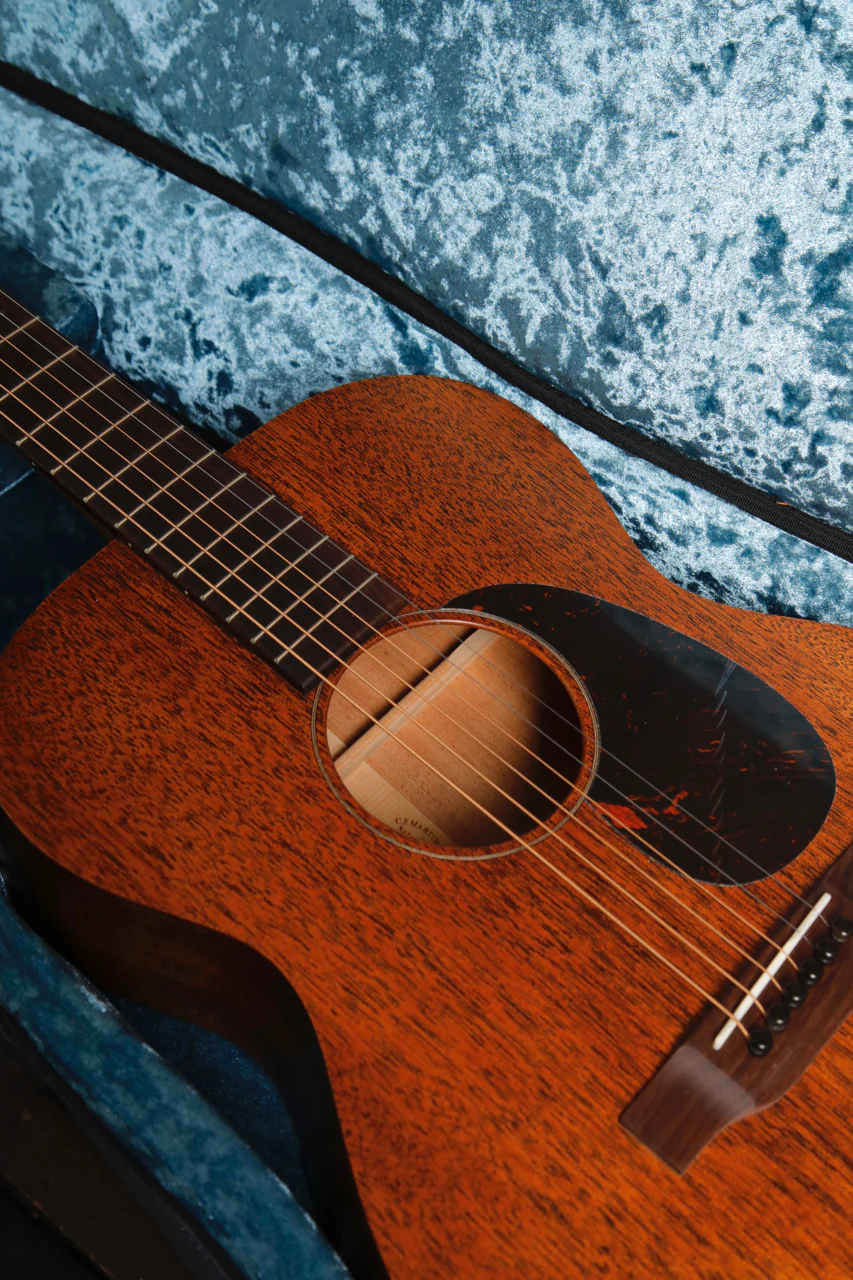 Martin 00-15M All Mahogany Orchestra Model - Image 15