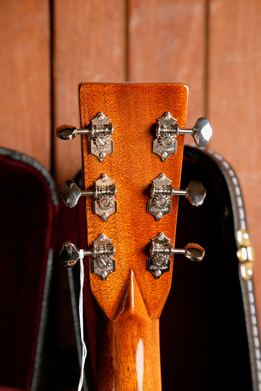 Martin 000-28EC Eric Clapton Signature Acoustic Guitar - Image 14