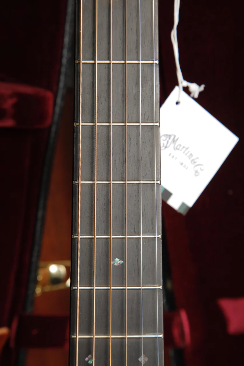 Martin 000-28EC Eric Clapton Signature Acoustic Guitar - Image 4