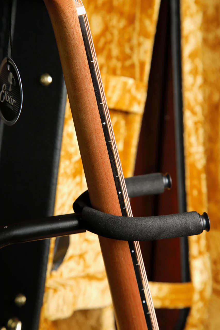 Maton EM6 Mini Maton Bunya/Maple Acoustic-Electric Guitar - Image 10