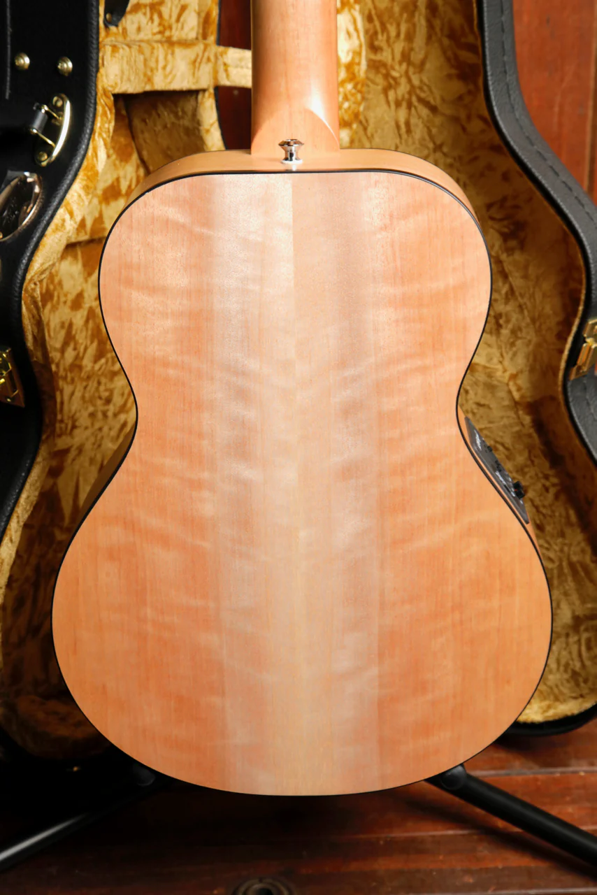 Maton EM6 Mini Maton Bunya/Maple Acoustic-Electric Guitar - Image 11