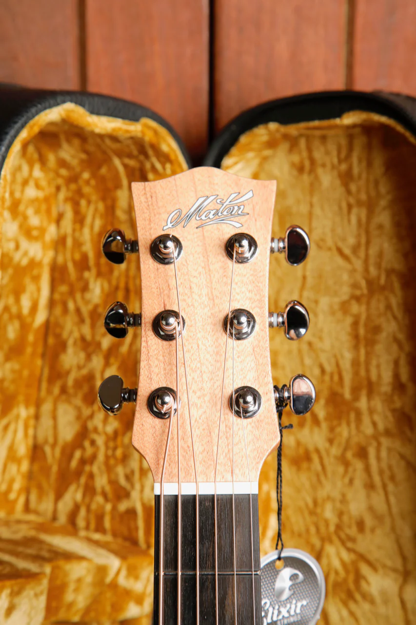 Maton EM6 Mini Maton Bunya/Maple Acoustic-Electric Guitar - Image 3
