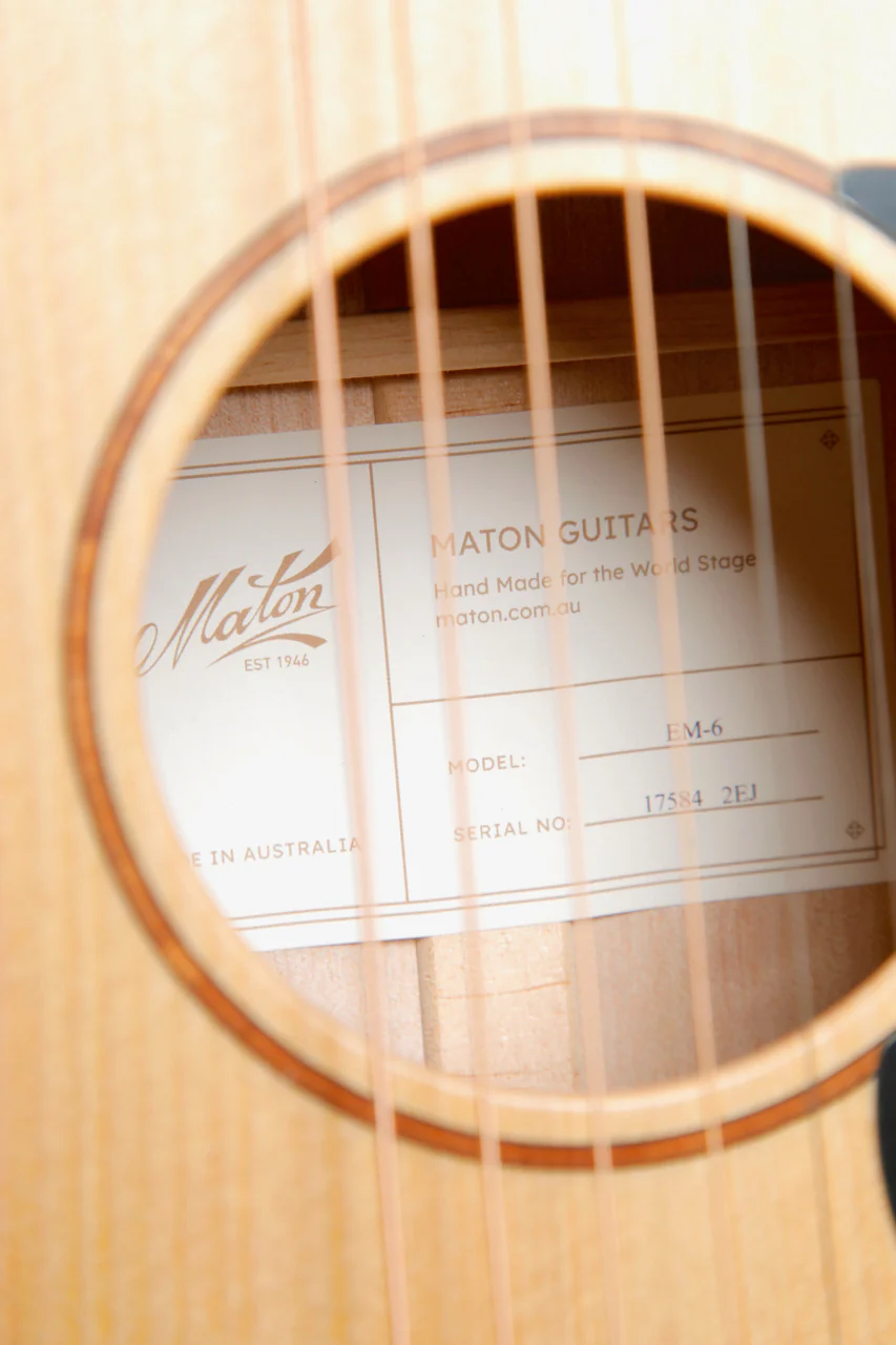 Maton EM6 Mini Maton Bunya/Maple Acoustic-Electric Guitar - Image 7