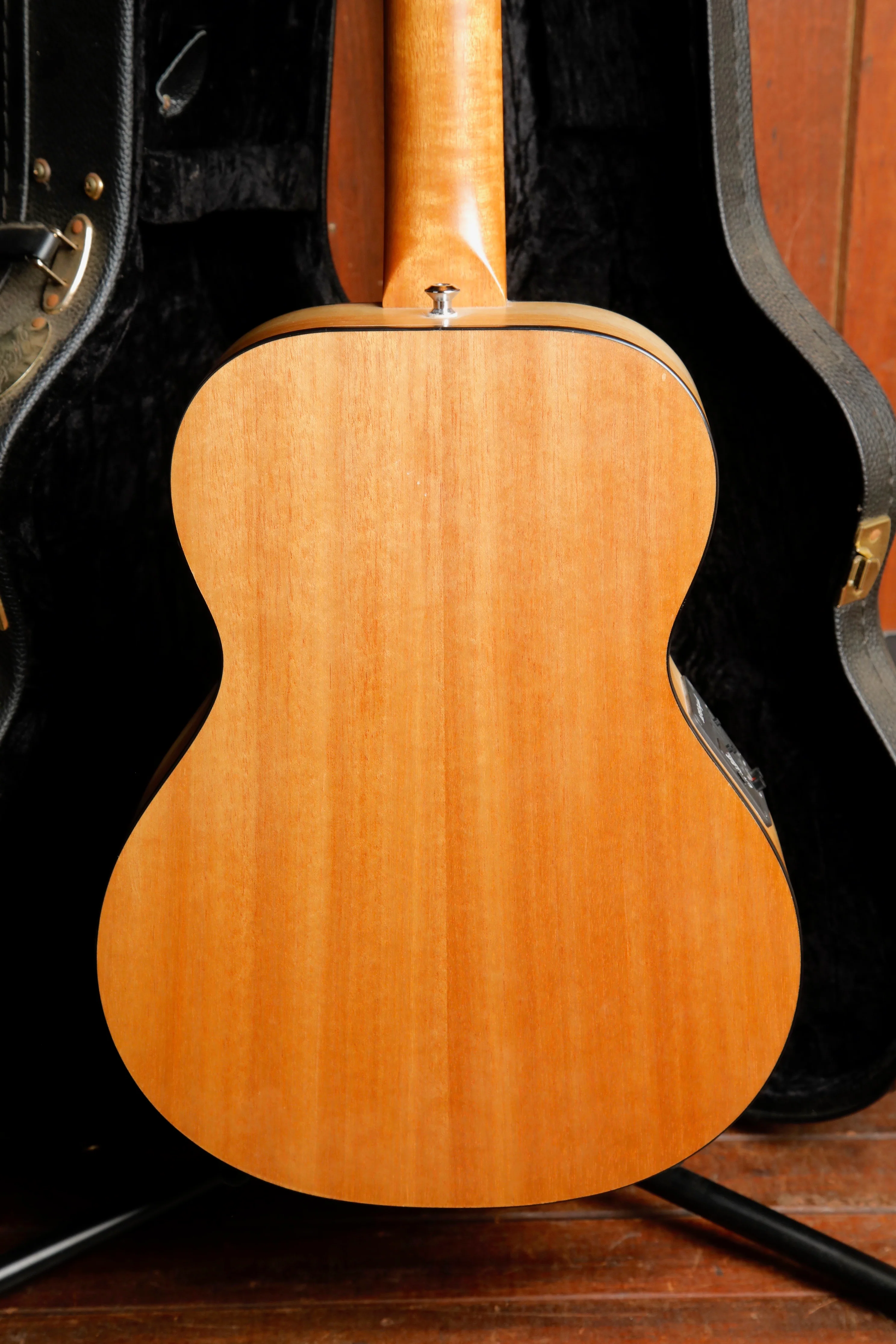 Maton EM6 Mini Maton Spruce/Maple Acoustic-Electric Guitar Pre-Owned - Image 12