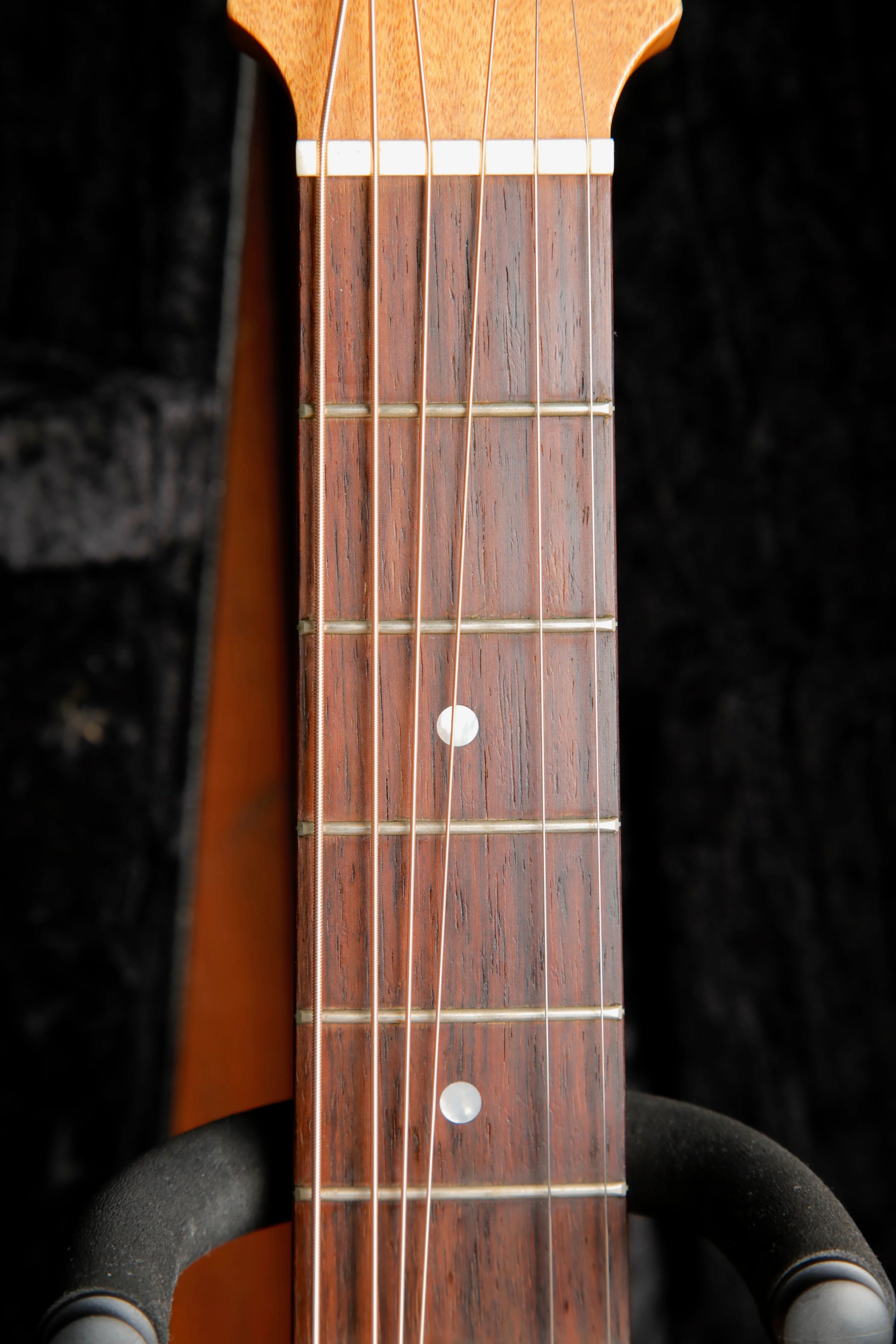 Maton EM6 Mini Maton Spruce/Maple Acoustic-Electric Guitar Pre-Owned - Image 4