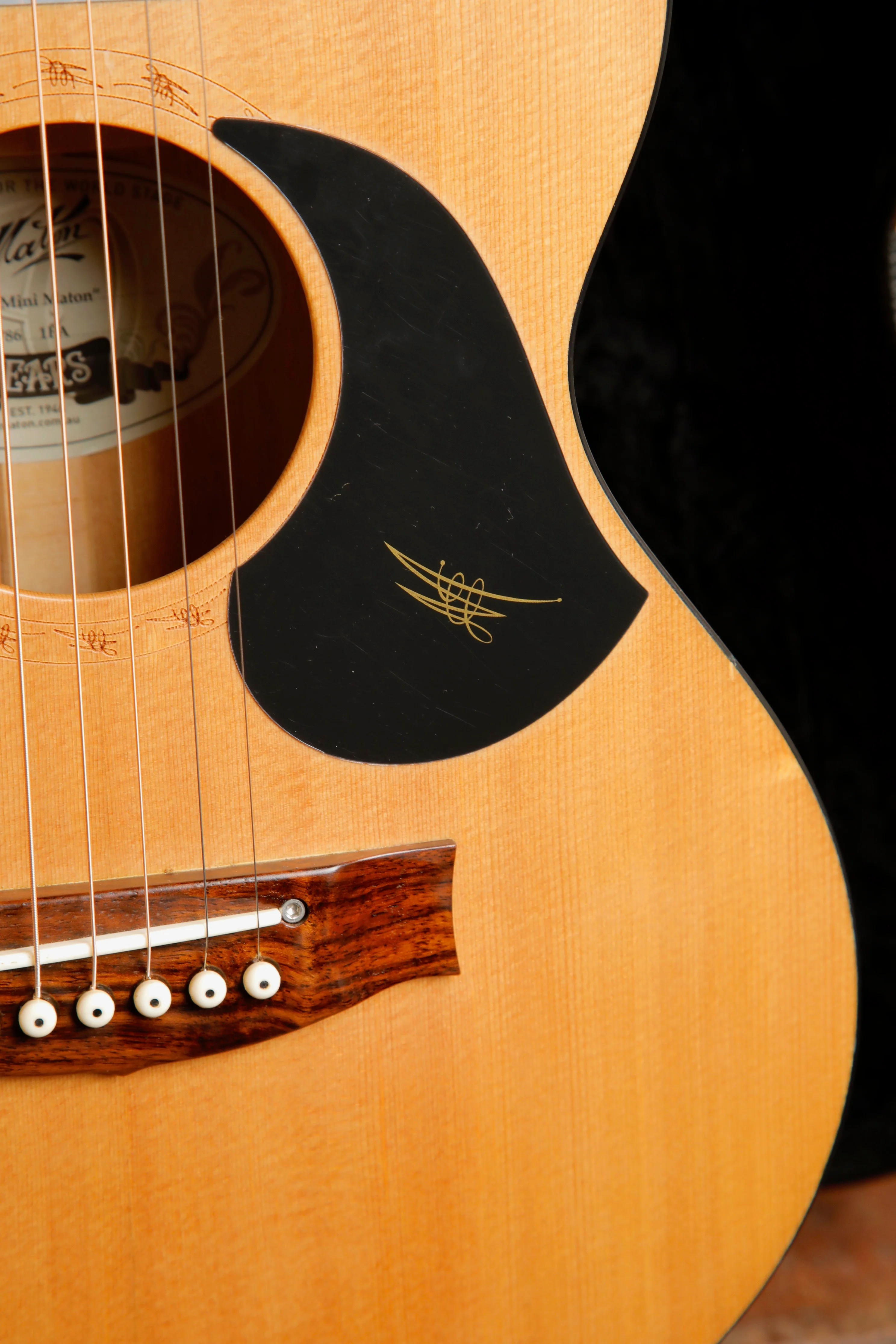 Maton EM6 Mini Maton Spruce/Maple Acoustic-Electric Guitar Pre-Owned - Image 6