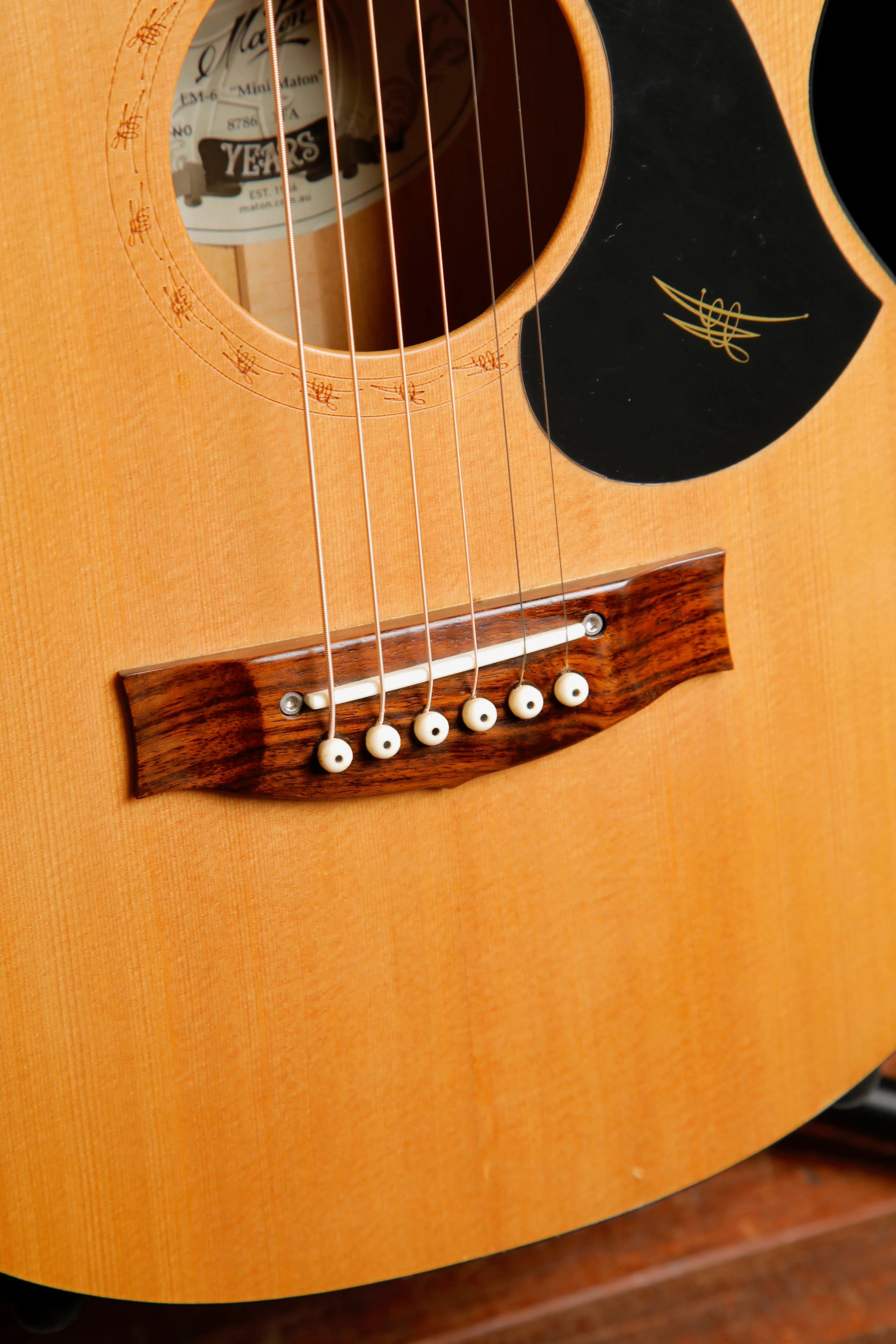 Maton EM6 Mini Maton Spruce/Maple Acoustic-Electric Guitar Pre-Owned - Image 7