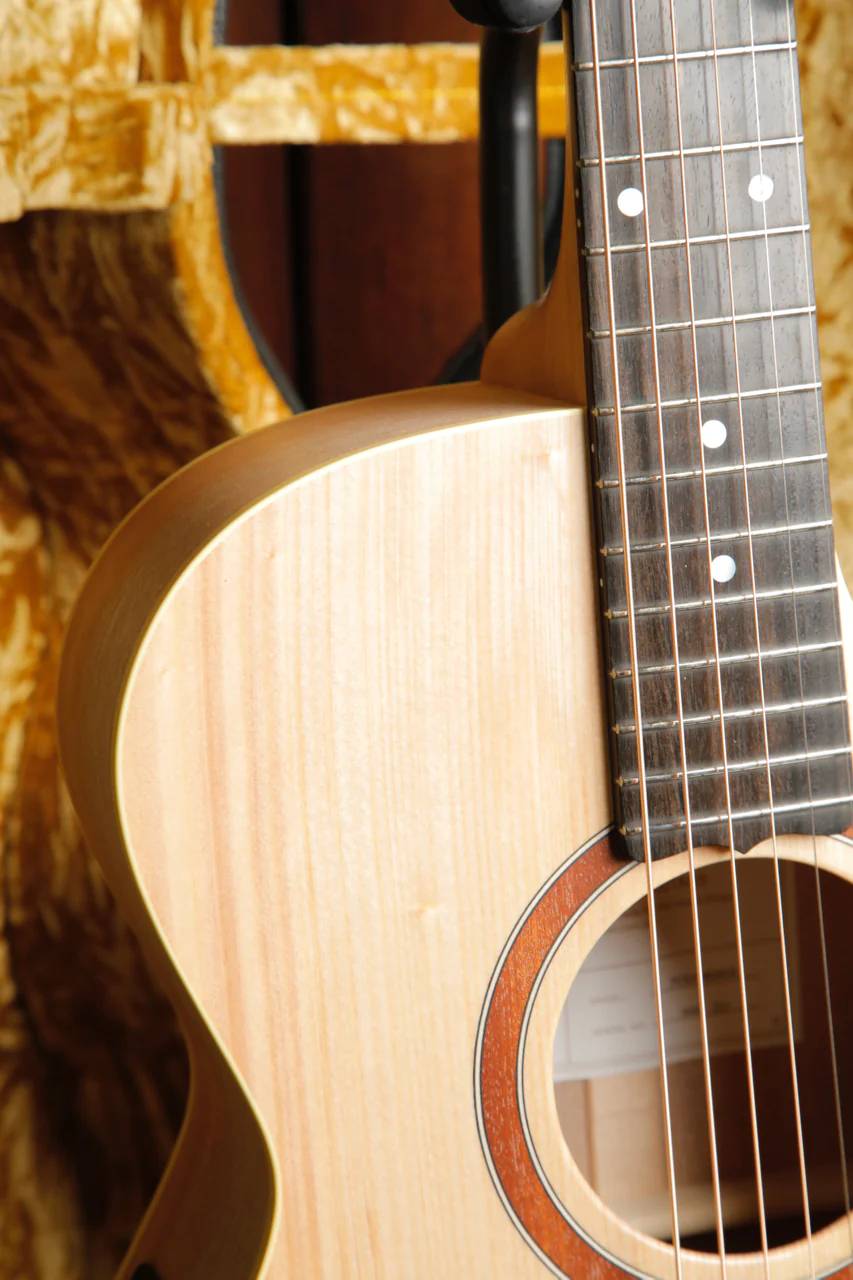 Maton Performer Acoustic-Electric Guitar - Image 5
