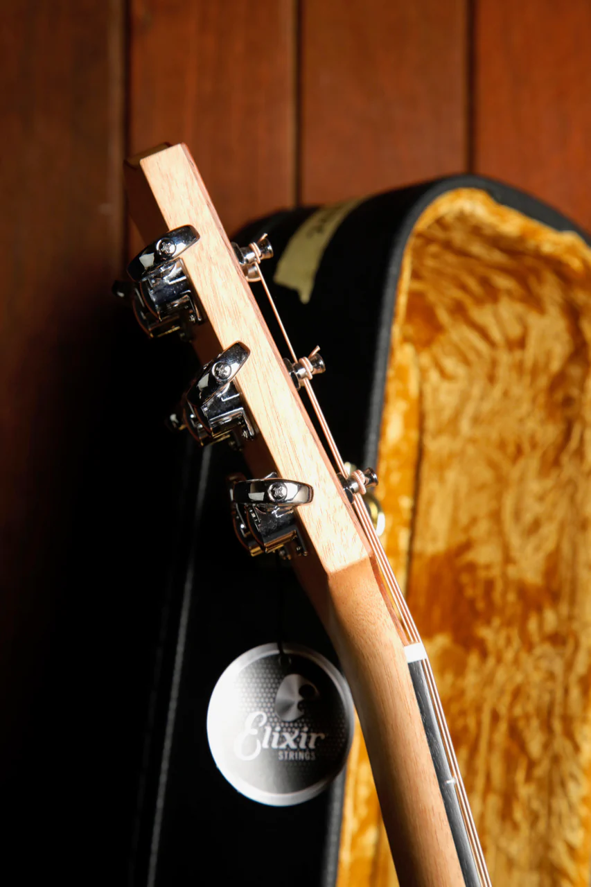 Maton SRS70C Spruce/Blackwood Acoustic-Electric Guitar - Image 12