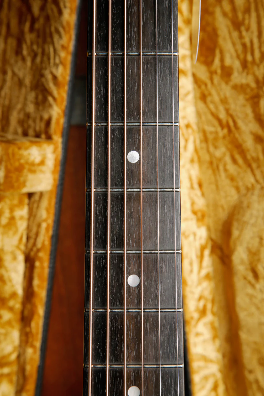 Maton SRS70C Spruce/Blackwood Acoustic-Electric Guitar - Image 4