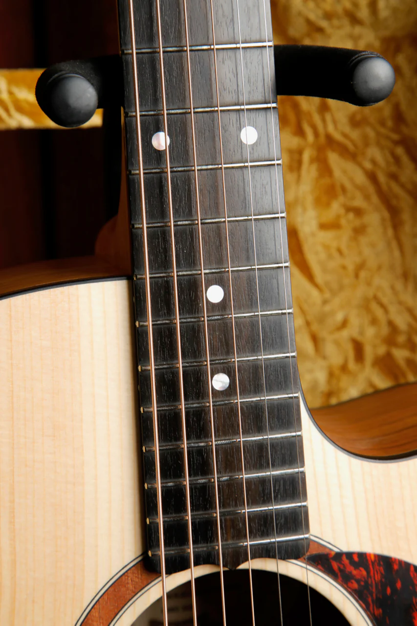 Maton SRS70C Spruce/Blackwood Acoustic-Electric Guitar - Image 5