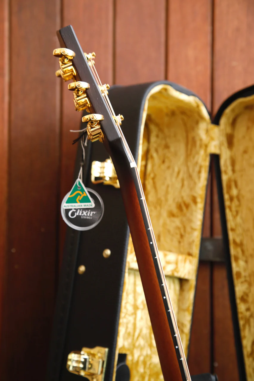 Maton Troubadour Traditional Satin Tobacco Sunburst Acoustic-Electric Guitar - Image 9