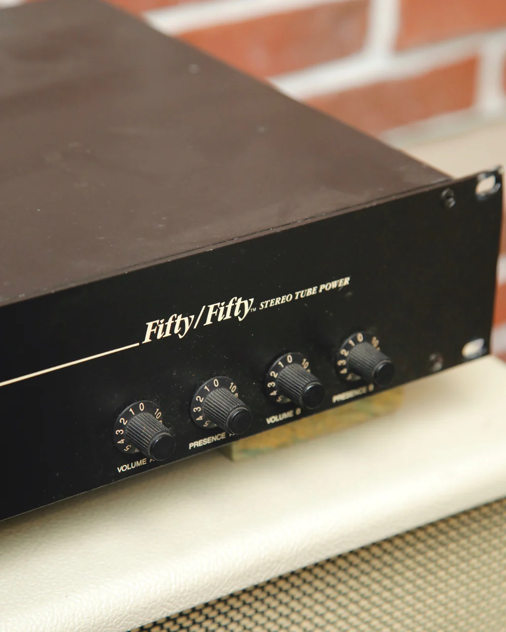 Mesa Boogie Fifty/Fifty Stereo Valve Power Amplifier Pre-Owned - Image 3