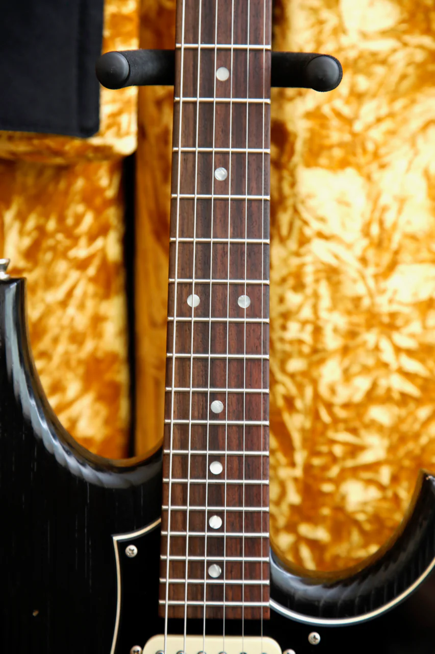 Novo Idris HSS Bull Black Electric Guitar - Image 5