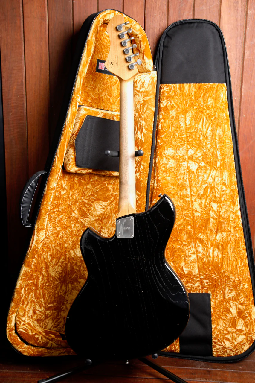 Novo Miris J Bull Black Electric Guitar - Image 12