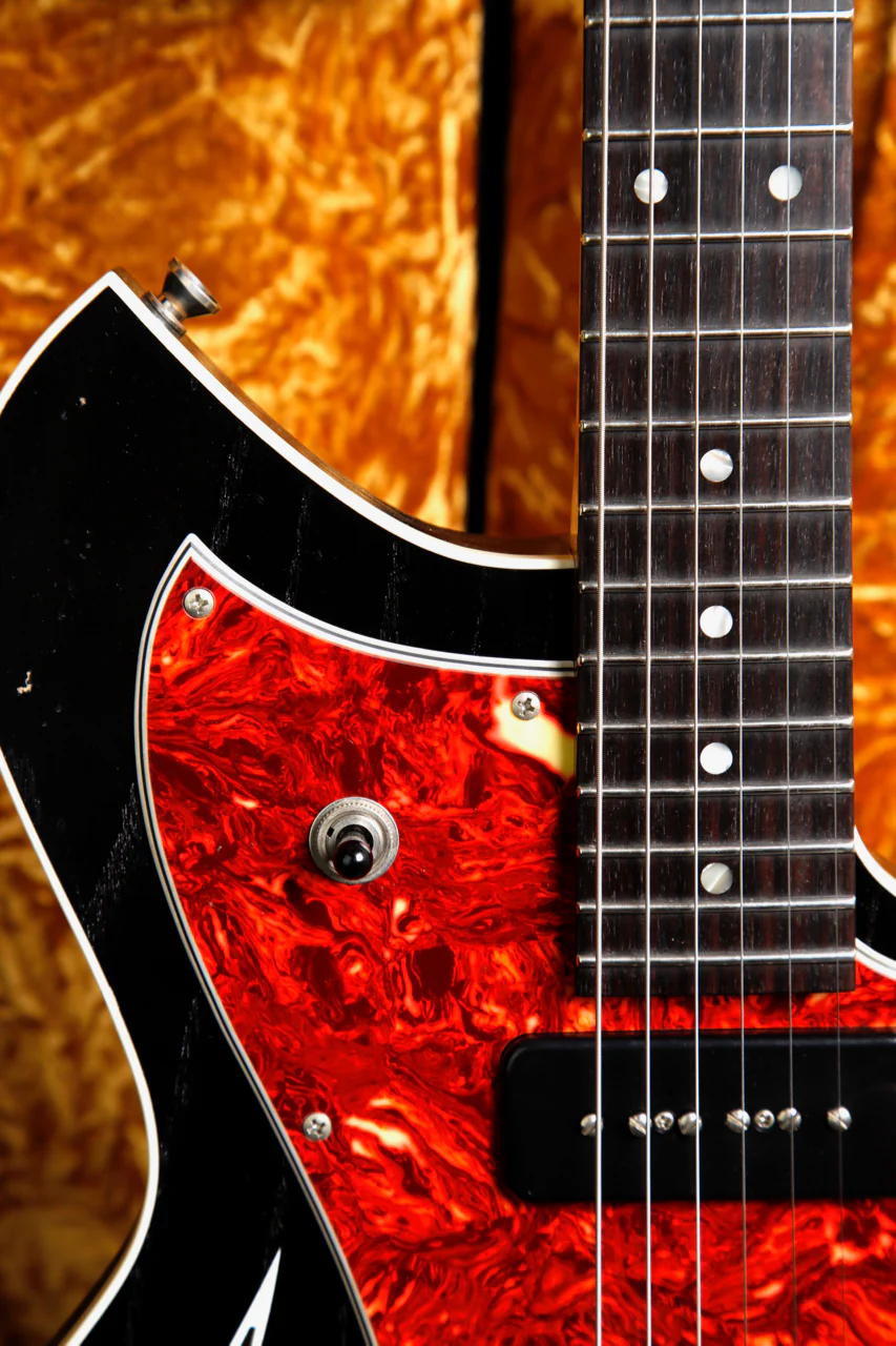 Novo Miris J Bull Black Electric Guitar - Image 5