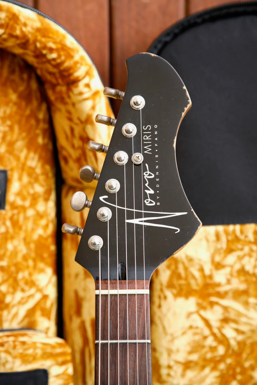 Novo Miris J Cats Eye Burst Electric Guitar - Image 3