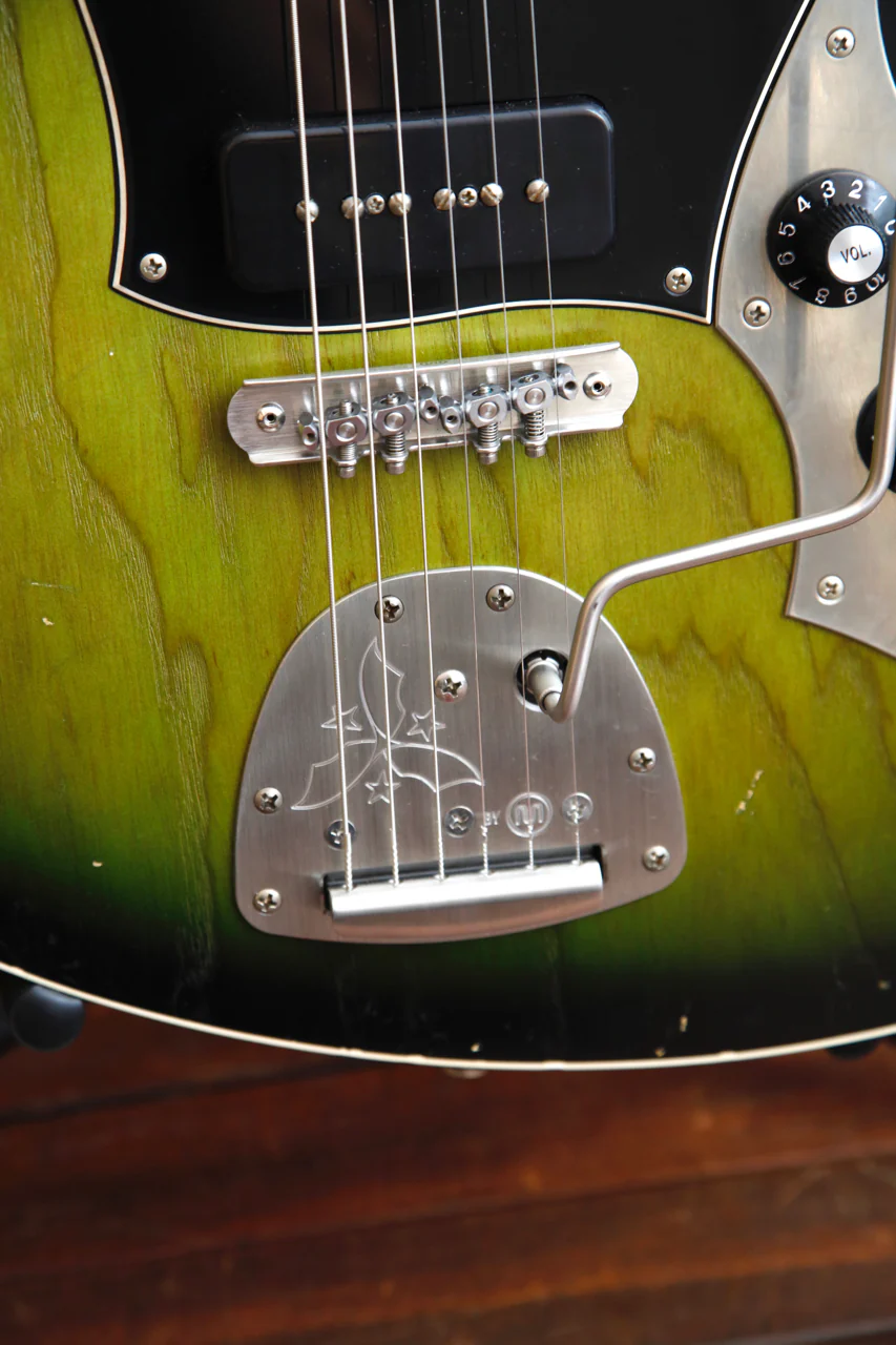 Novo Miris J Cats Eye Burst Electric Guitar - Image 8