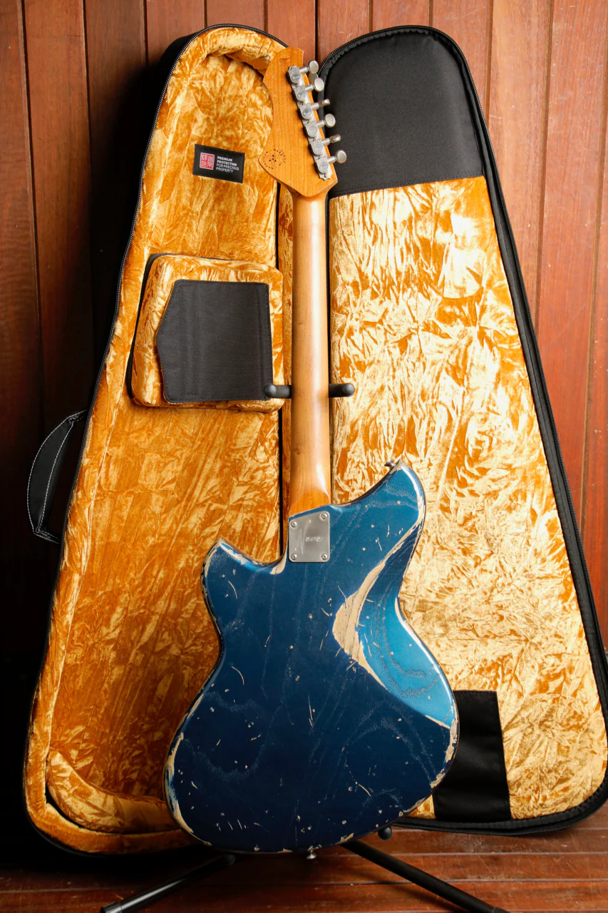 Novo Miris J Custom Lake Como Blue Electric Guitar - Image 13
