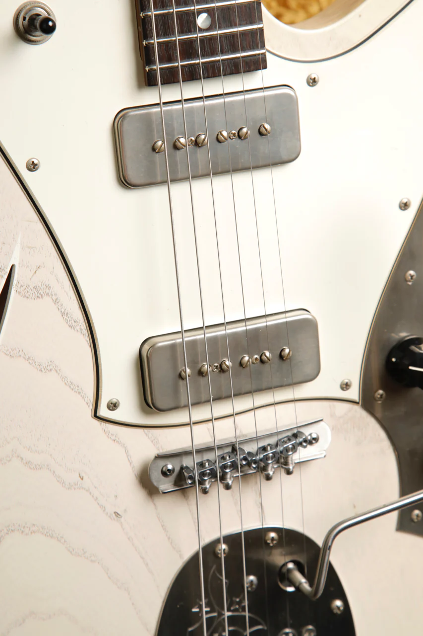 Novo Miris J Custom Mary Kaye White Electric Guitar - Image 6