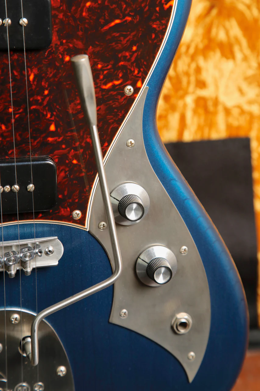 Novo Serus J Custom Lake Como Blue Electric Guitar - Image 7