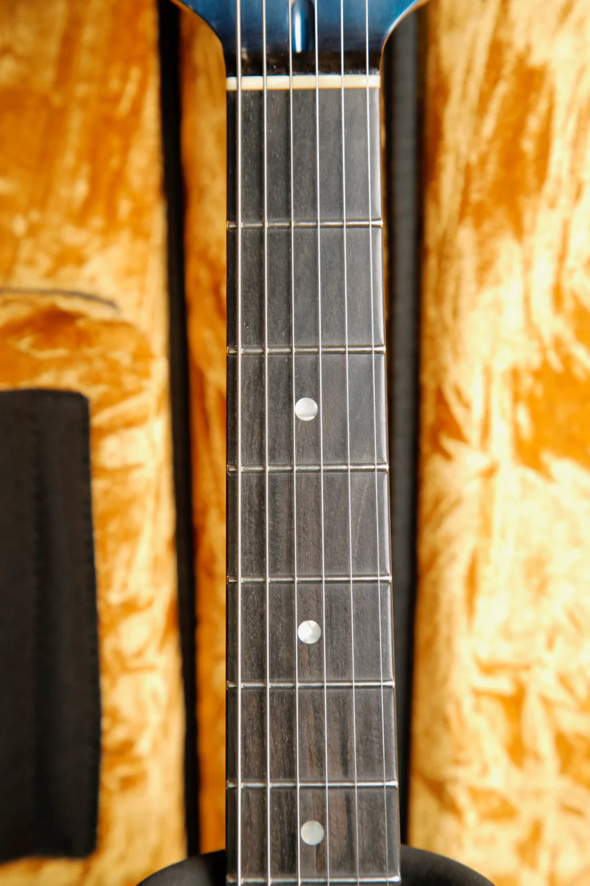 Novo Serus J Custom Lake Como Blue Electric Guitar - Image 4