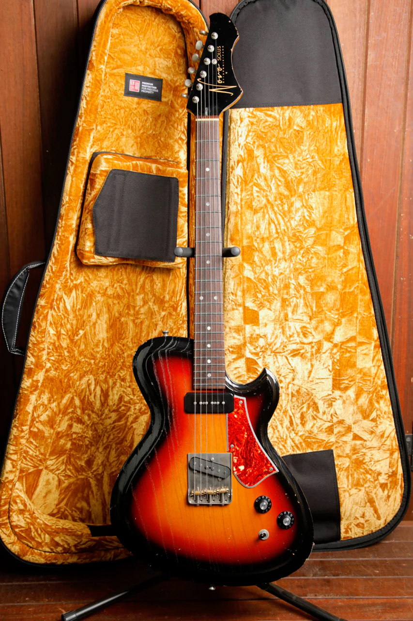 Novo Solus F2 3-Tone Burst Electric Guitar - Image 2
