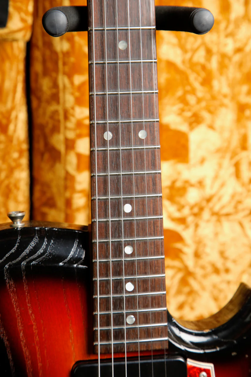 Novo Solus F2 3-Tone Burst Electric Guitar - Image 5