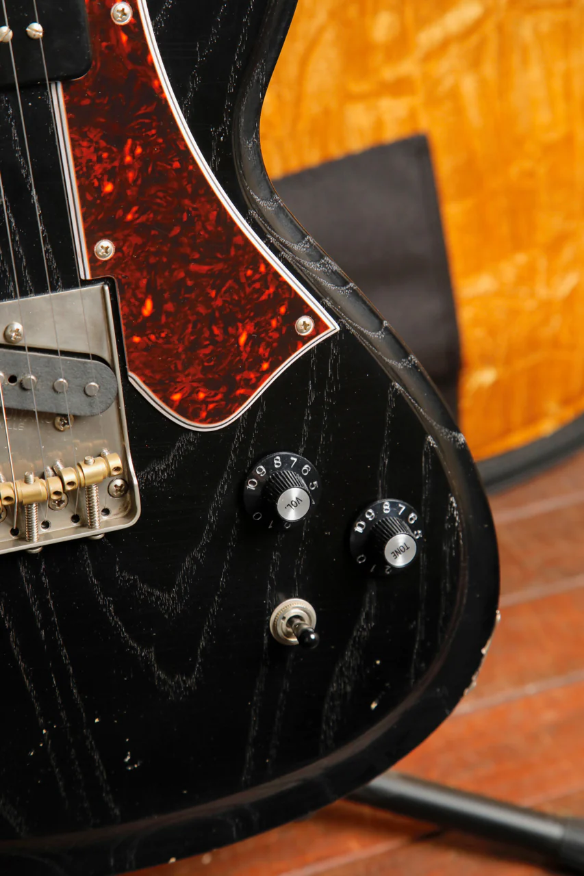 Novo Solus F2 Bull Black Electric Guitar - Image 7
