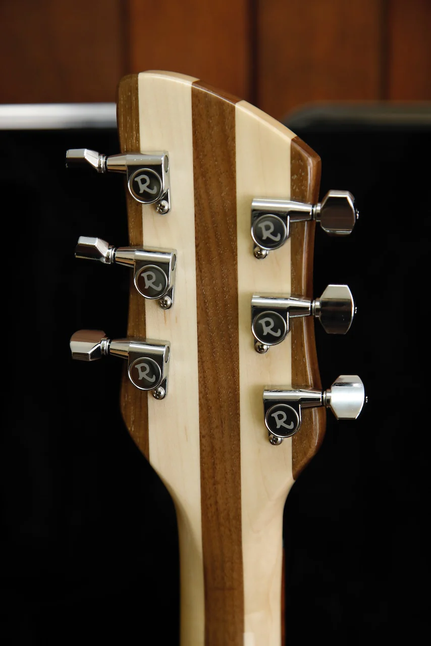 Rickenbacker 330 Mapleglo Semi-Hollow Electric Guitar - Image 13