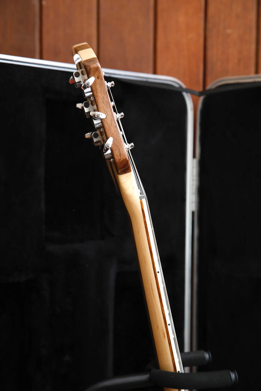 Rickenbacker 360 Mapleglo Semi-Hollow Electric Guitar - Image 9