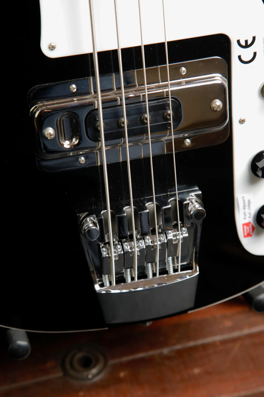 Rickenbacker 4003 Jetglo Electric Bass Guitar - Image 7