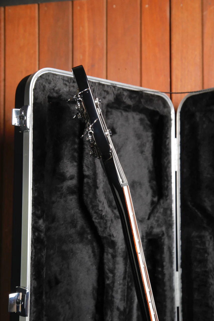 Rickenbacker 4003 Jetglo Electric Bass Guitar - Image 9